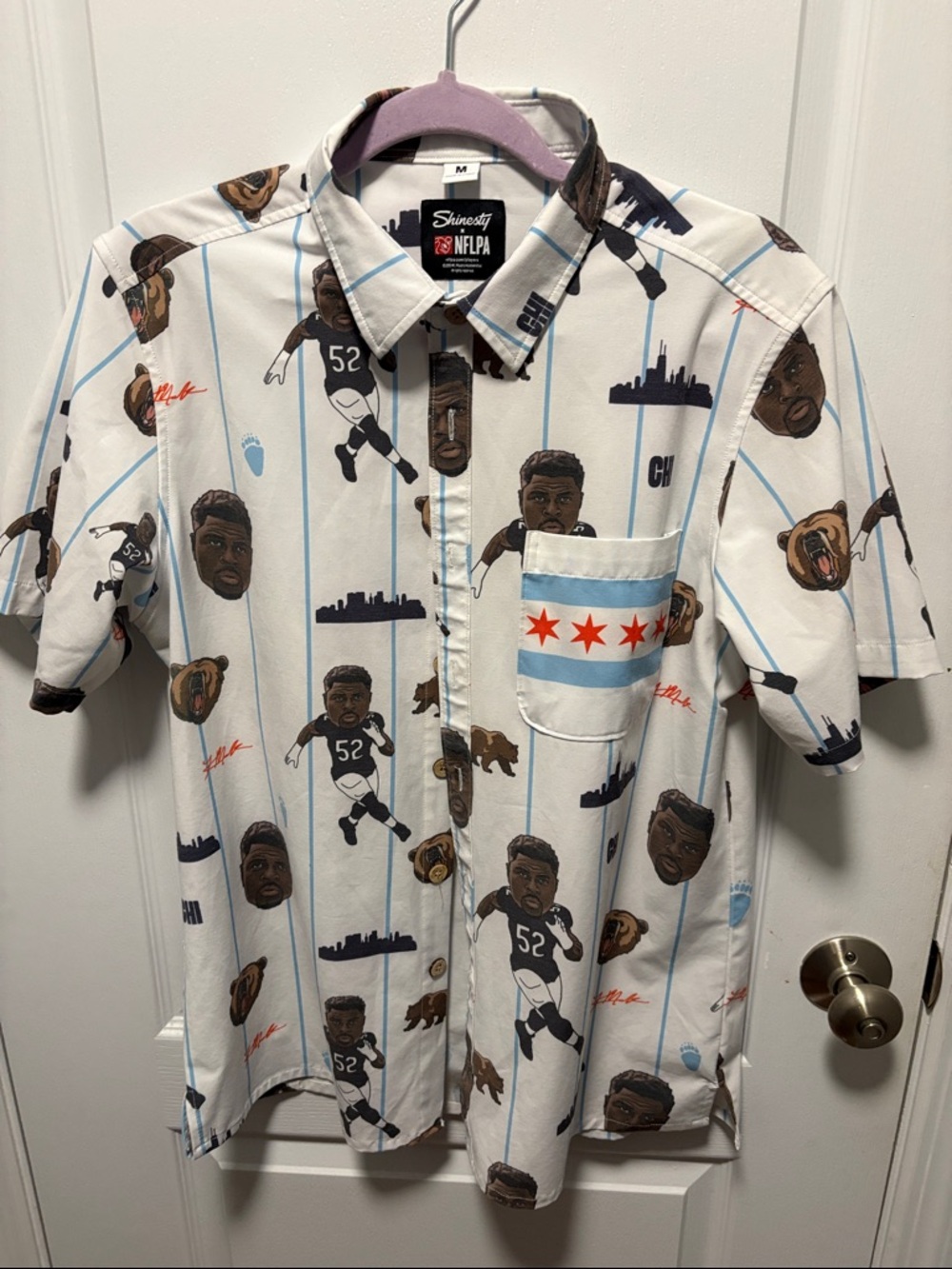 Short-Sleeve White Graphic Men’s Shirt with Blue Stripe and Red Stars
